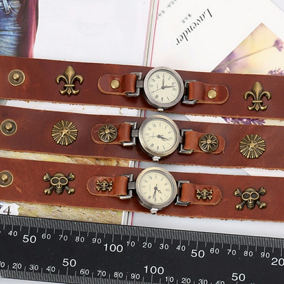 Leather Watch - Picture 4 of 4