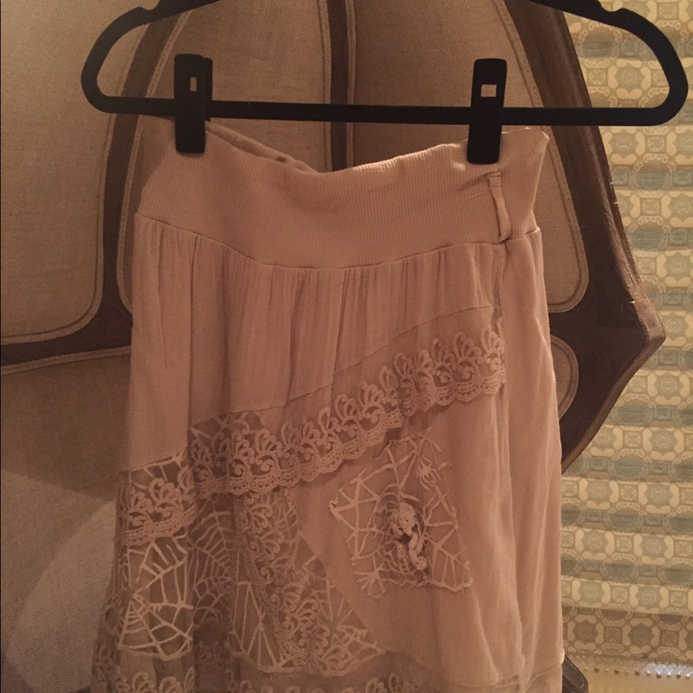 Pretty Italian 100% cotton skirt