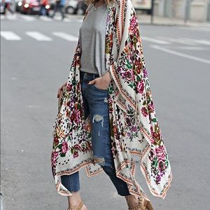 Beautiful oversized floral chiffon kimono