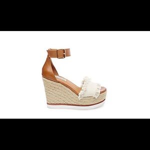 NWOT Steve Madden Valley Wedges