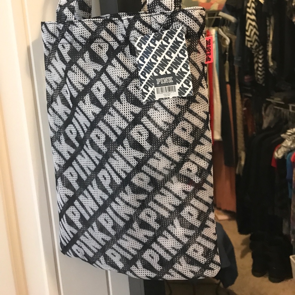 Mesh tote
