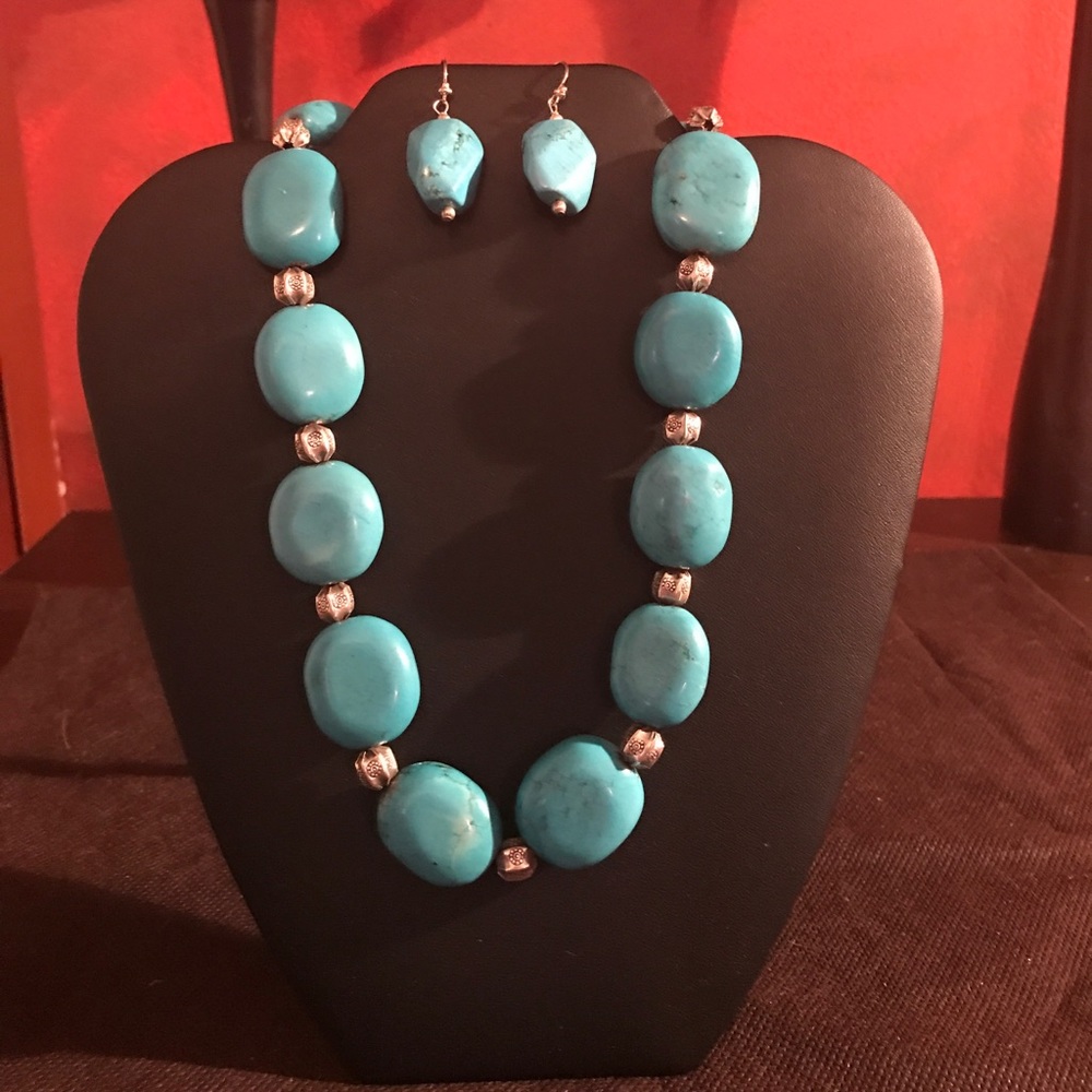 17' Genuine Turquoise necklace with earrings.