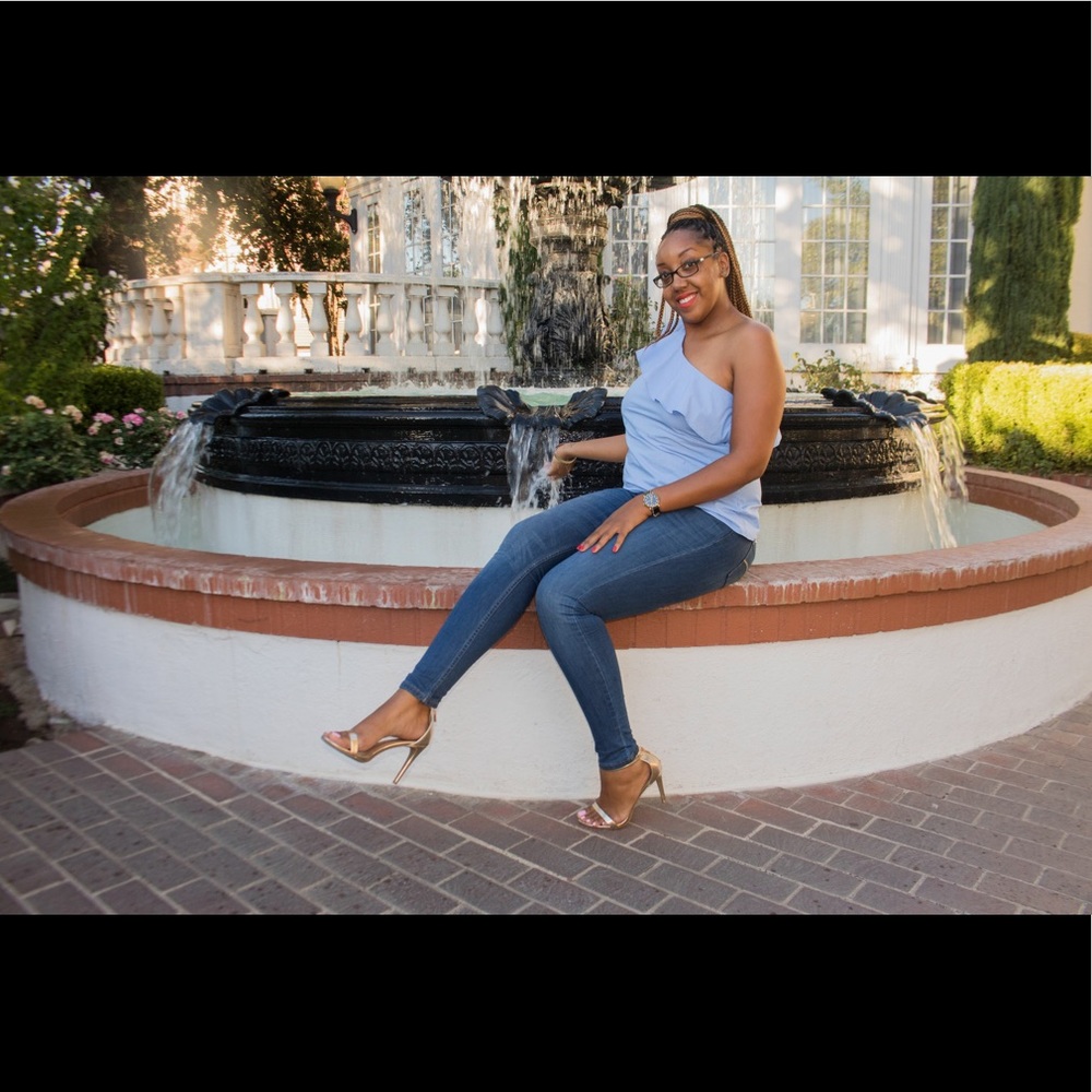 Meet your Posher, Nekita