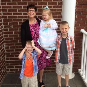 Meet your Posher, Lisa