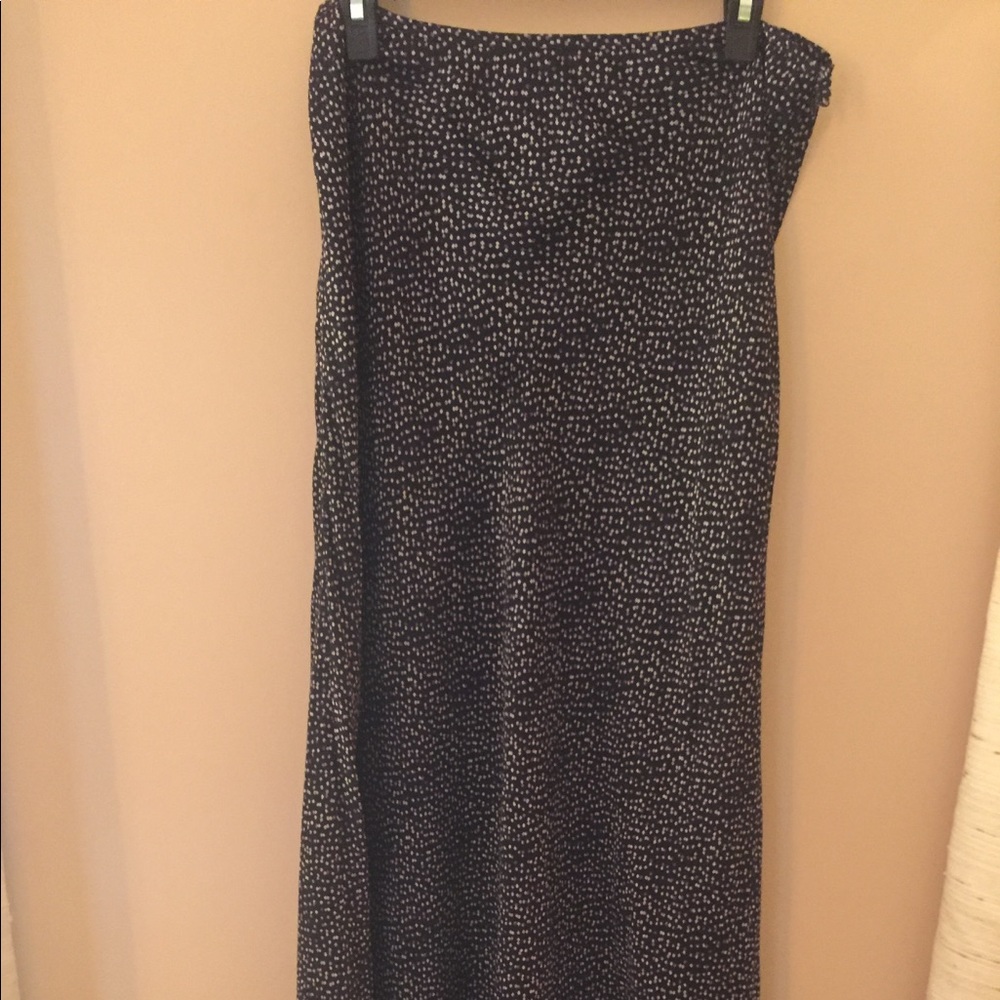 Silk black pattern maxi skirt (Vintage late 90's)