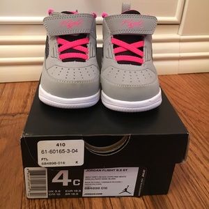 Authentic Child's AJ 9-5 Grey/Pink Jordan Flight