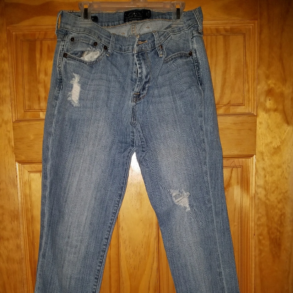 Lucky brand distressed jeans