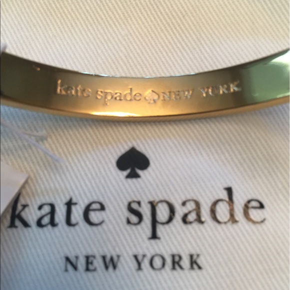 NWT Kate Spade ♠️ Spot the Spade Bangle Bracelet - Picture 3 of 4