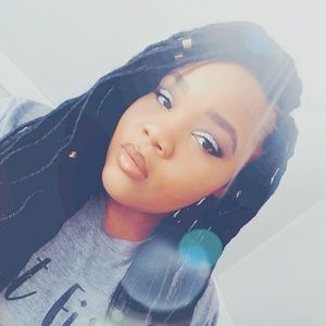 Meet your Posher, Gabrielle