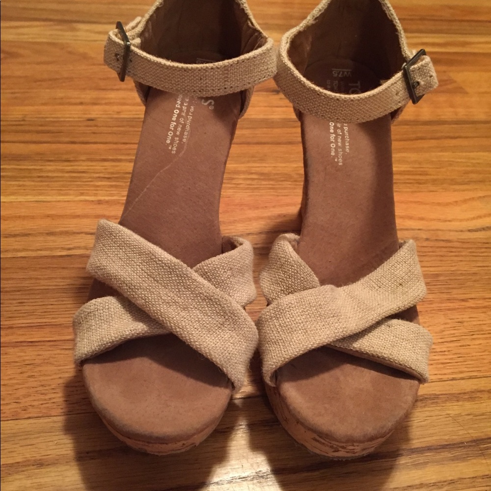 Toms open toe wedges