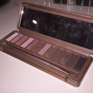 BARELY USED Urban Decay Naked 3 Palette