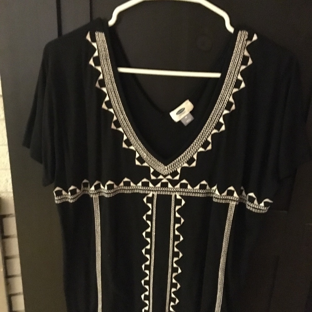 Old Navy top