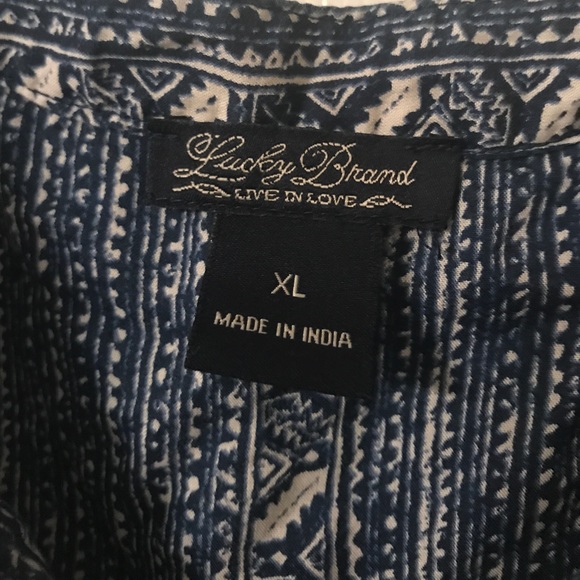 Lucky brand, barely worn size XL - Picture 3 of 3