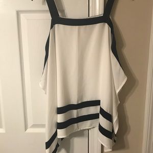 GORGEOUS OFF THE SHOULDER SHIRT