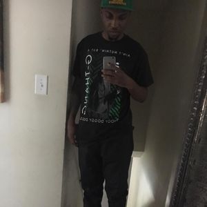 Meet your Posher, Jonathan