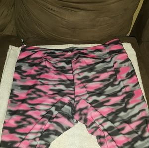 Combat Cancer Livi Active Pants