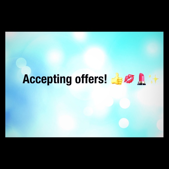 Accepting offers on EVERYTHING! ❤️❤️❤️ - Picture 1 of 1