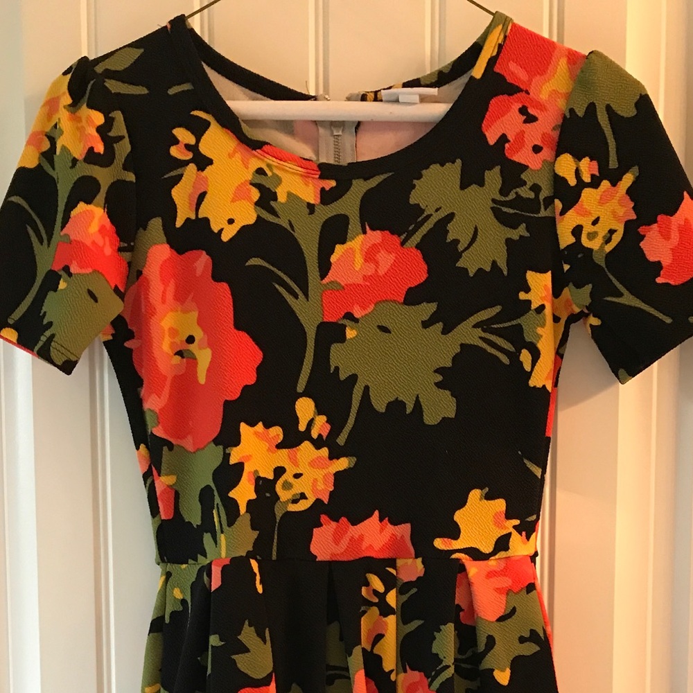 XXS floral lularoe Amelia