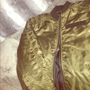 Kylie Style Bomber Jacket ✌🏽