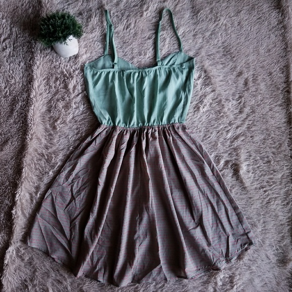 Peppermint Sleeveless Mint Dress - Picture 3 of 4
