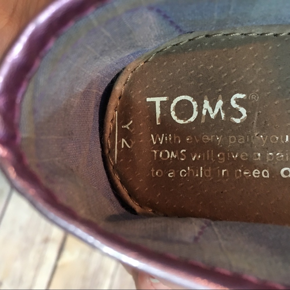 SOLD 2Y TOMS Girls Sparkle Slide On Flats Shoes - Picture 6 of 8