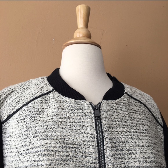 Banana Republic jacket - Picture 3 of 5