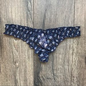 Victoria's Secret Dream Angels Ruffled Thong Panty