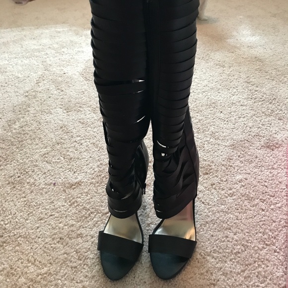 Shoes - Picture 2 of 3