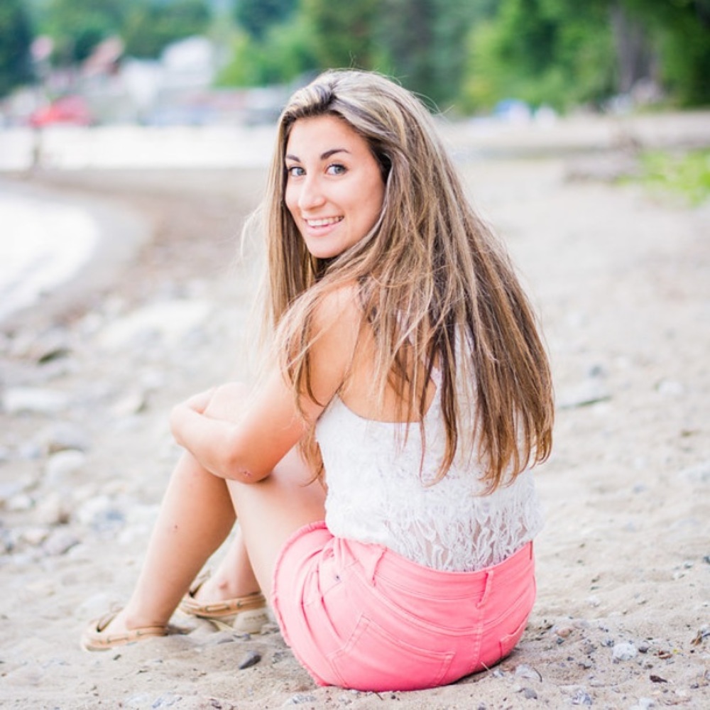 Meet your Posher, Danielle