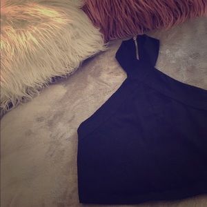 Elegant Cross Neck Crop Top☀️