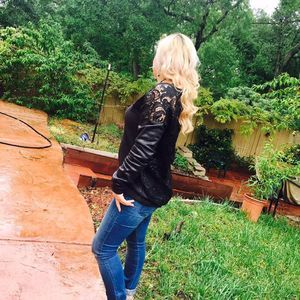 Meet your Posher, Anna