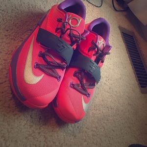 KD shoes 6.5 in woman's