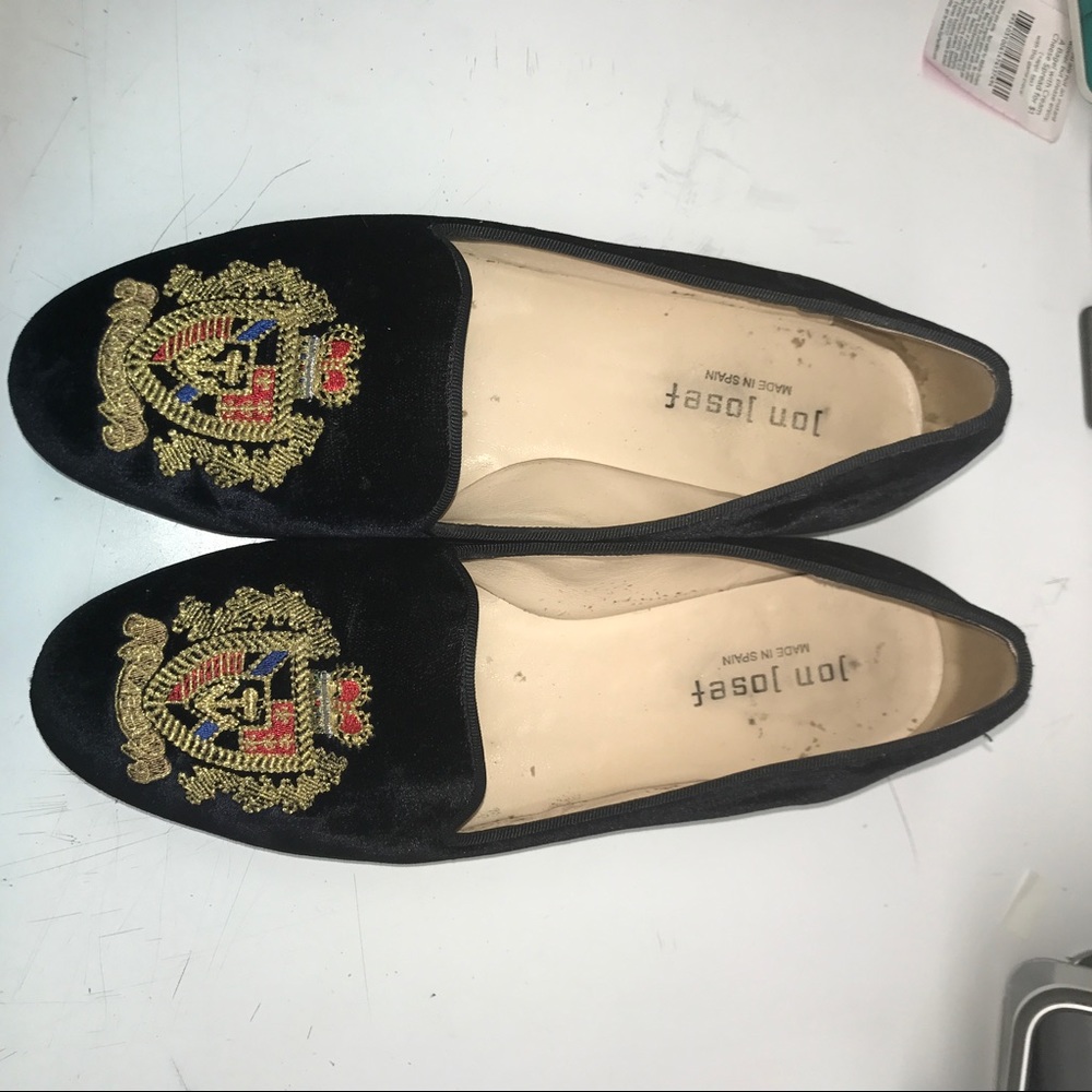 VELVET FLATS