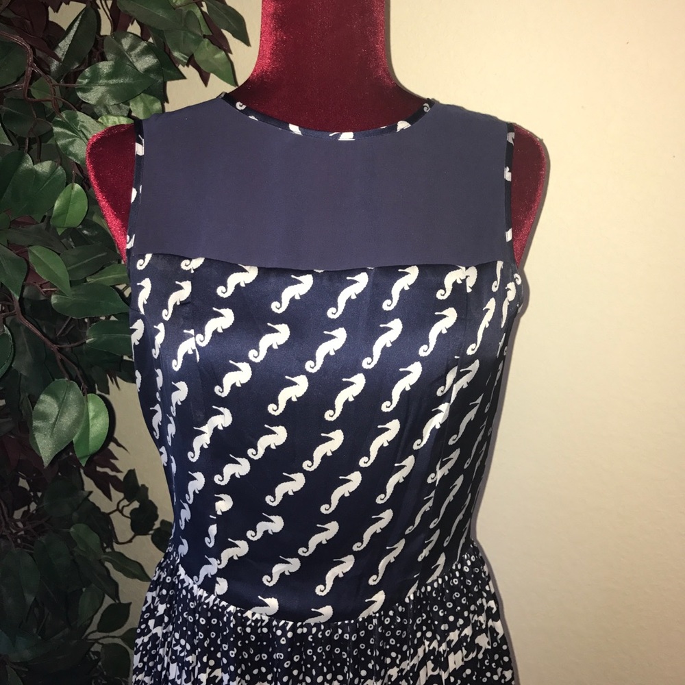 BCBG beautiful navy blue pleated dress. - Picture 2 of 5