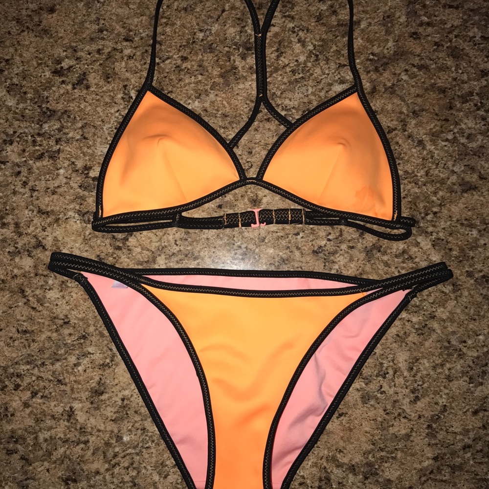 Beautiful VS bathing suit 💕