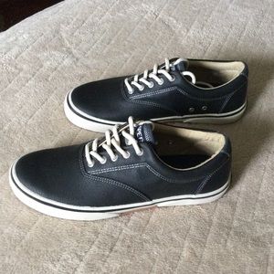 SPERRY Men's Leather Size8  BRAND NEW