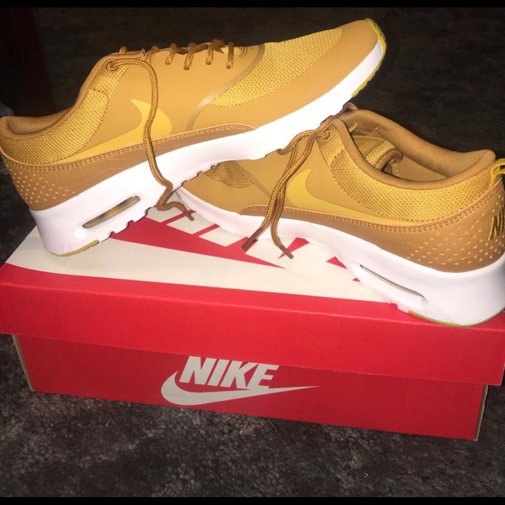 Nike AirMax Thea worn once!