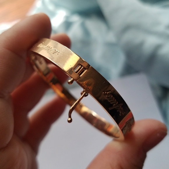 *sold - Picture 2 of 4