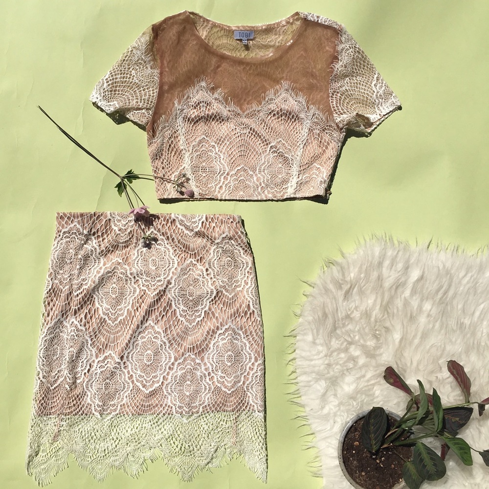 Matching Lace Crop & Pencil Skirt