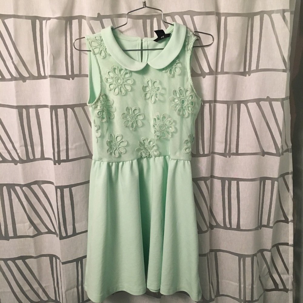Super cute sleeveless dress from H&M