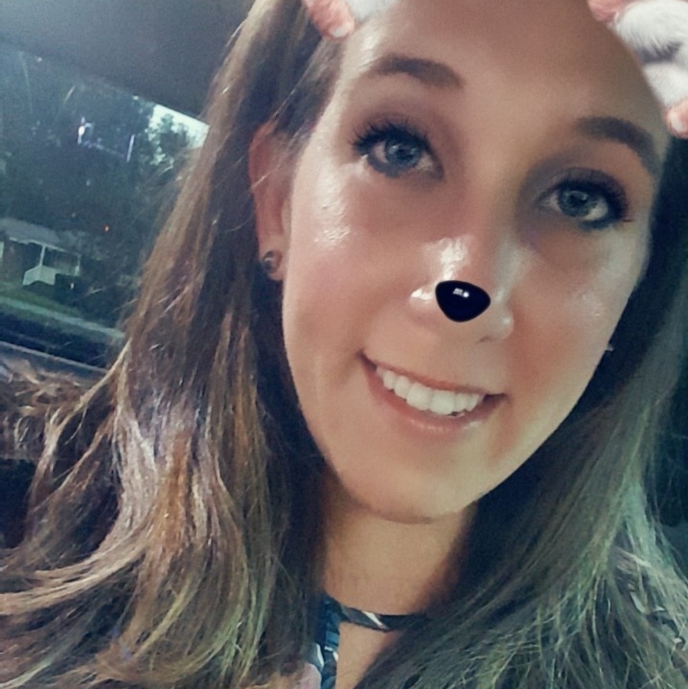 Meet your Posher, Kacie