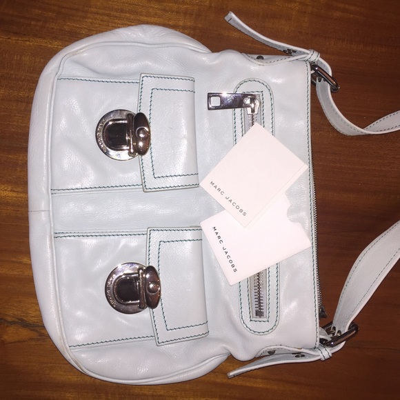 Marc Jacobs Mini Cammie Leather Hobo - Pink Hobos, Handbags  Marc Jacobs Cammie Hobo Bag