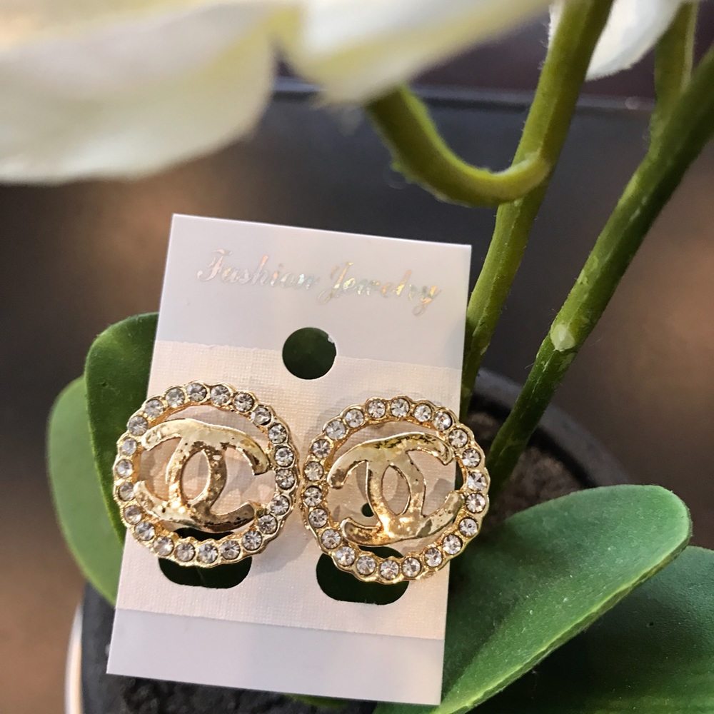 Fashion earrings🌷