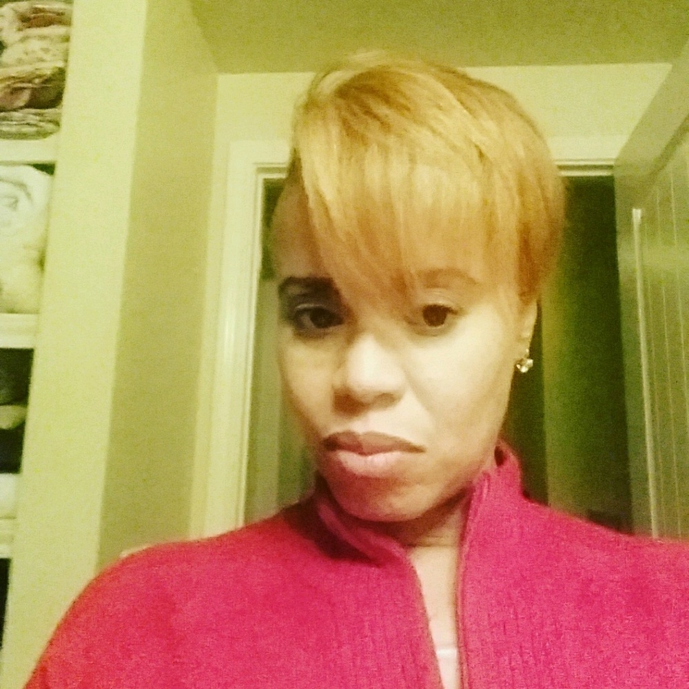 Meet your Posher, Rhonda