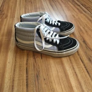 Vans Mid-Top Blue and White Stripped