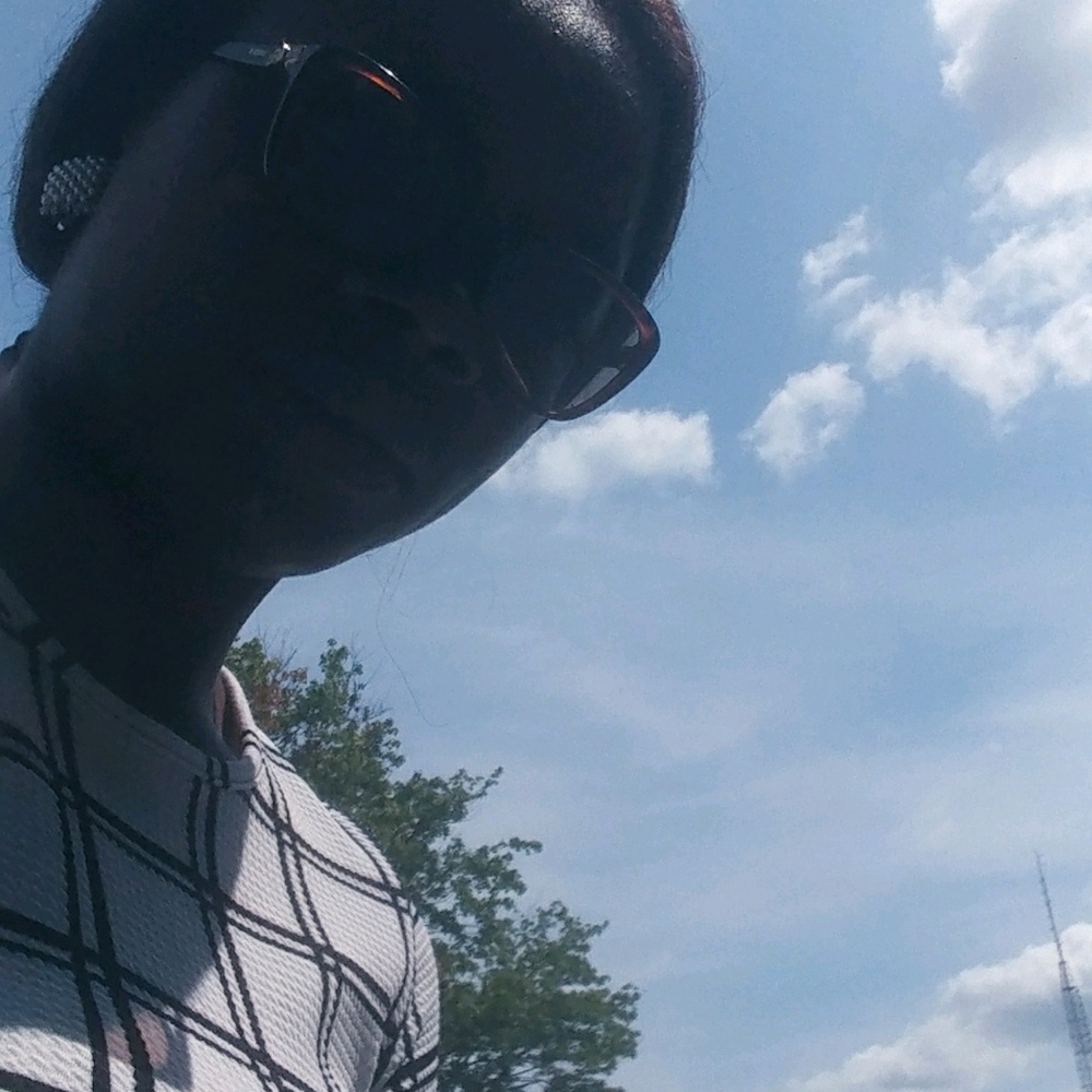 Meet your Posher, Mimie