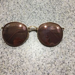 Round Ray Bans