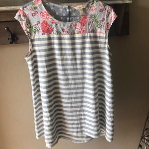 Matilda Jane NWOT Picket Fences Top