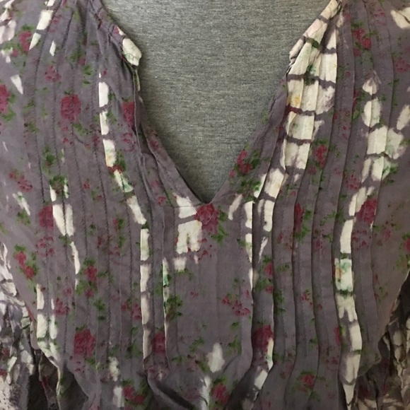 Eyelet Blouse - Picture 2 of 5