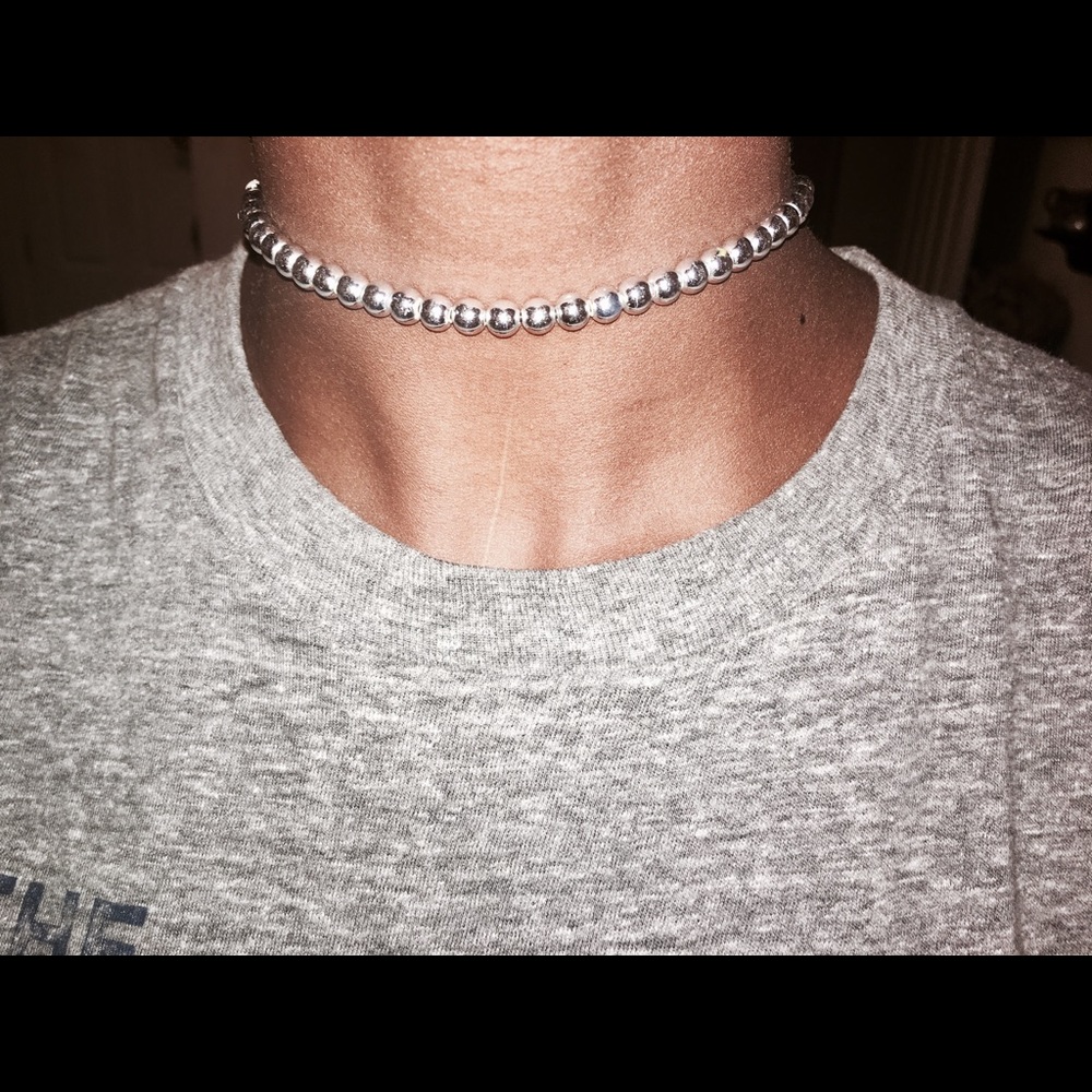 BEAUTIFUL SILVER BEADED NECKLACE!!!
